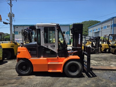 두산지게차 D50S-7 디젤 5톤 풀옵션 중고지게차 | 짧은 가…