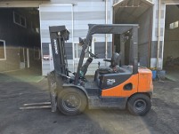 두산 2.5톤 3단마스트 디젤 중고지게차 보고가세요