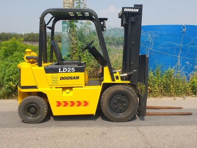 [특가★][중고지게차] 두산 2.5톤 LD25S 590만원 판매