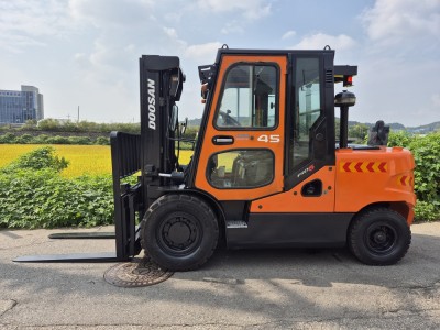 [특가★][중고지게차] 두산 프로5 4.5톤 풀옵션