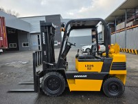 저렴한 중고지게차 두산 2.5톤 사이드쉬프트 디젤지게차 95…