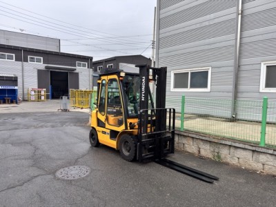 현대 2.5톤 사이드쉬프트 풀캐빈 풀옵션 18년식 중고지게차