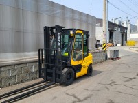 현대 2.5톤 3스풀 풀옵션 20년식 특A급 디젤지게차