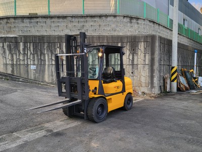 현대 3톤 사이드쉬프트 특A급 디젤지게차