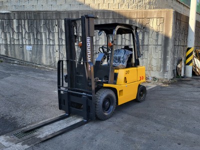 현대 PF20M 저렴한 디젤지게차