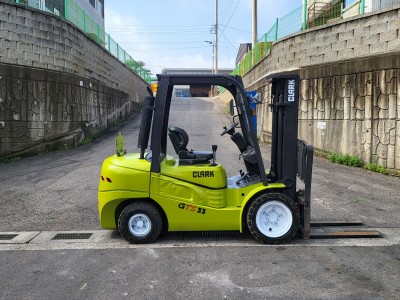 클라크 GTS33DE 얀마엔진 습식브레이크 특A급 15년6월식 …