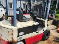 저렴하고 가성비좋은 니산 2.5톤 좌식 전동지게차 3M인상 …