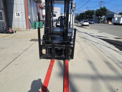 특가판매 최신 니찌유 좌식 2.5톤 전동지게차 3M 사이드시프트…