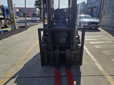 신차급 2018년식 니찌유 77형 좌식1.5톤 전동지게차 3M …