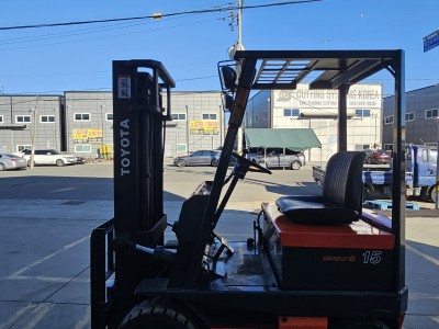 초특가 도요타 좌식 1.5톤 전동지게차 3m 배터리2019년식 …