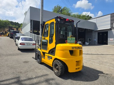 특A급 현대 2.5톤 13년식 3천시간 자동발 디젤지게차 중고지…