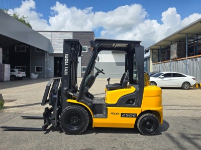 중고지게차 매매 현대 2.5톤 12년식 힌지드 바가지차 디젤지게…